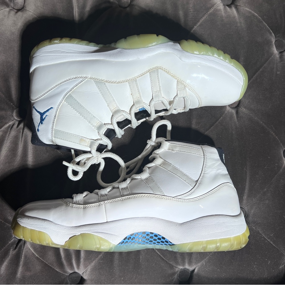 Air Jordan 11 Retro Legend Blue Space Jam (2014 release)